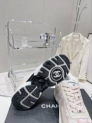 Chanel Sneakers 18 - 2