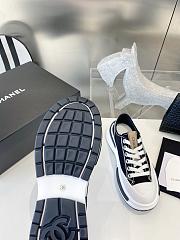 Chanel Sneakers 22 - 5