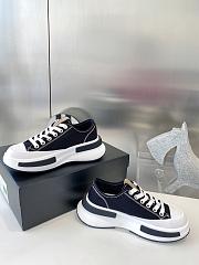 Chanel Sneakers 22 - 3