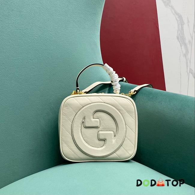 Gucci Leather Blondie Shoulder Bag Size 17 x 15 x 9 cm - 1