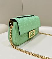 Fendi Baguette Green Bag Size 24 × 7 × 13 cm - 2