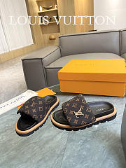 Louis Vuitton Pool Pillow Flat Comfort Mule  - 5