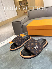Louis Vuitton Pool Pillow Flat Comfort Mule  - 4
