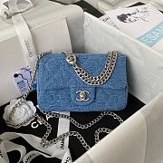 Chanel Flap Bag Denim Size 12 x 19 x 8 cm - 1