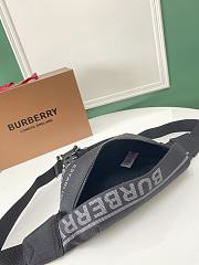 Burberry Horseferry Print Belt Bag Black Size 30 x 17 cm - 4