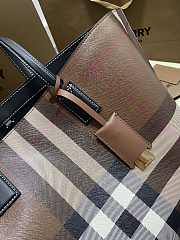 Burberry Women Medium Check and Leather Tote-Brown Size 34 x 14 x 28 cm - 2