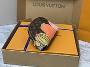Louis Vuitton LV x YK Cosmetic Pouch Monogram M46472 Size 24 × 17 × 6 cm - 4
