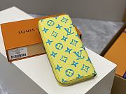 Louis Vuitton LV Zippy Vertical Wallet Monogram Size 10 x 20 x 2 cm - 3