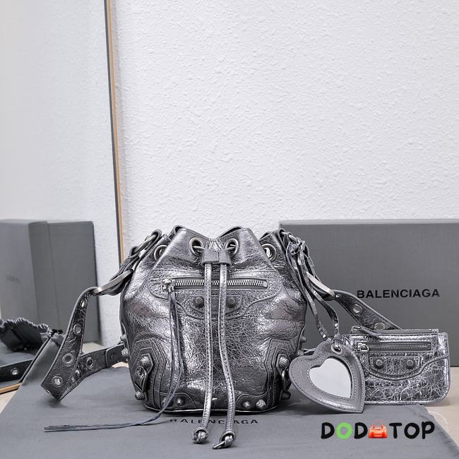 Balenciaga Le Cagole Bucket Bag Size 15 x 20 x 18 cm - 1