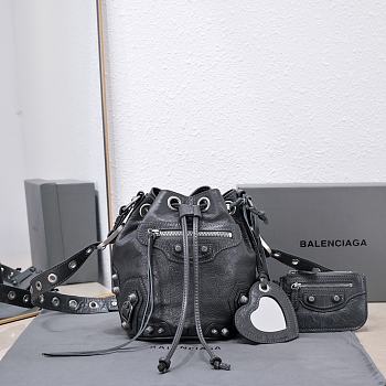 Balenciaga Le Cagole Bucket Bag Black Size 15 x 20 x 18 cm