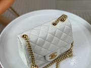 Chanel Flap Bag Mini White Size 17 cm - 5