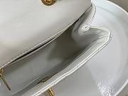 Chanel Flap Bag Mini White Size 17 cm - 4