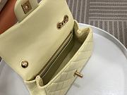 Chanel Flap Bag Lambskin Yellow Size 20 cm - 3