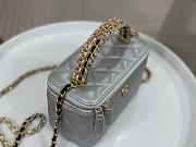  Chanel Vanity Handle Bag Grey Size 16 x 9.5 x 8 cm - 6