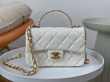 Chanel Flap Handle Bag White Size 20 x 13 x 5 cm