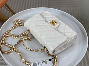 Chanel Flap Handle Bag White Size 20 x 13 x 5 cm - 6