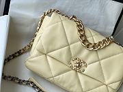 Chanel 19 Flap Bag Lambskin Yellow Size 30 x 10 x 20 cm - 4