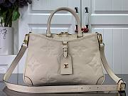 Louis Vuitton LV M46503 Trianon PM Cream Size 28 x 18 x 8 cm - 1