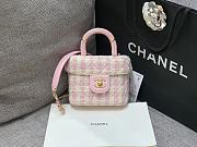 Chanel Handle Cosmetic Bag Pink Size 12.5 x 15 x 8 cm - 1