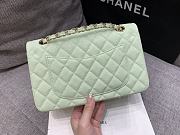 Chanel Flap Bag Caviar Green Gold Hardware Size 23 cm - 3