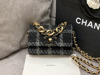 Chanel Retro Big Thick Chain Flap Bag Size 15 x 22 x 6 cm