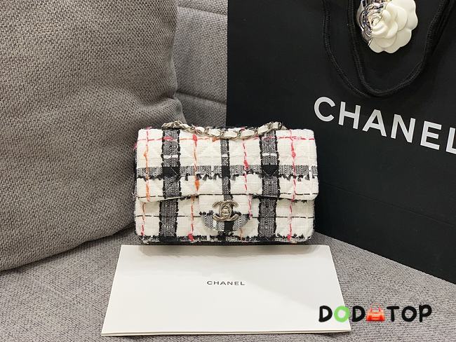Chanel Tweed Flap Bag Size 20 cm - 1