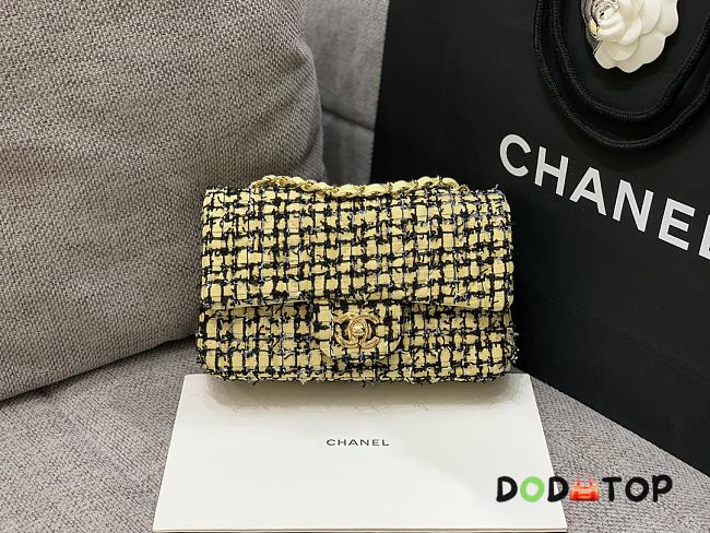Chanel Tweed Flap Bag Yellow Size 20 cm - 1