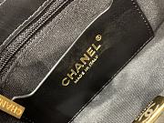 Chanel Crossbody Black Bag Size 20 x 18 x 8 cm - 2