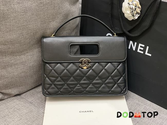 Chanel Crossbody Black Bag Size 26 x 18.5 x 8 cm - 1
