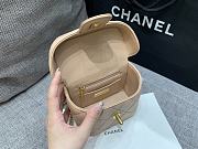 Chanel Handle Cosmetic Bag Beige Size 12.5 x 15 x 8 cm - 4