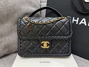 Chanel Matelasse Chain Shoulder Bag Black Size 22 x 17 x 7 cm - 3