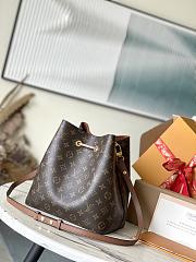 Louis Vuitton LV M44887 Caramel Neonoe Bucket Bag Size 25 × 17 × 26 cm - 3