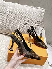 Louis Vuitton LV Chain Back Empty High Heels 9.0 cm - 3