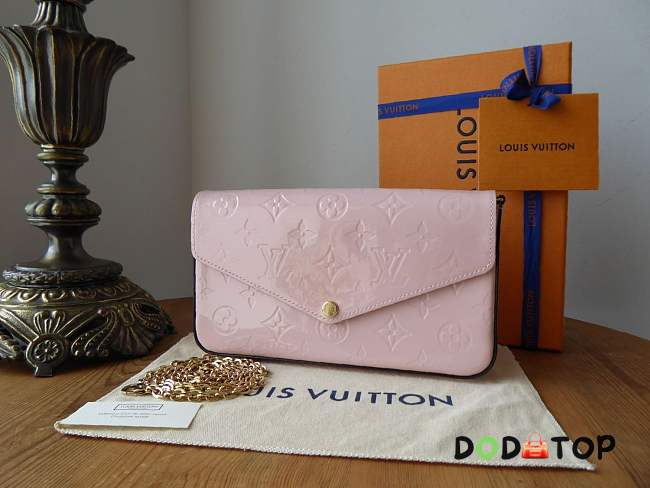 Louis Vuitton Pochette Félicie in Rose Ballerine Monogram Vernis Size 21 x 11 x 2 cm - 1