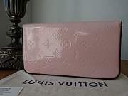 Louis Vuitton Pochette Félicie in Rose Ballerine Monogram Vernis Size 21 x 11 x 2 cm - 2