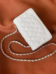 Chanel Caviar Flap Bag Mini White Champagne Gold Hardware Size 20 cm - 4