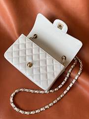 Chanel Caviar Flap Bag Mini White Champagne Gold Hardware Size 20 cm - 5
