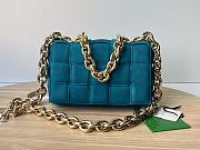 Bottega Veneta Cassette Chain Crossbody Bag Padded Maxi Intrecciato Suede Blue Size 27 x 10 x 18 cm - 1