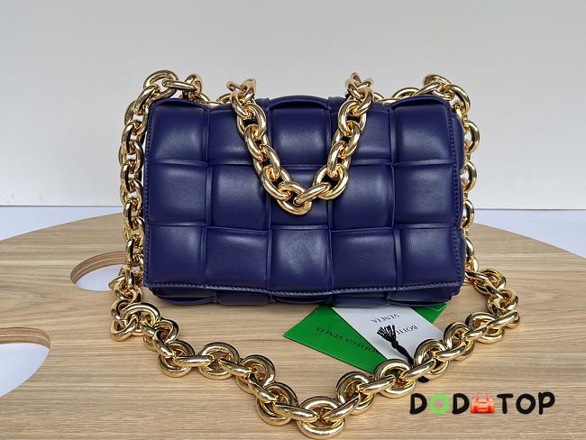  Bottega Veneta Cassette Padded Leather Shoulder Bag Blue Size 27 x 10 x 18 cm - 1