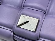 Bottega Veneta Cassette Padded Leather Shoulder Bag Purple Size 27 x 10 x 18 cm - 3