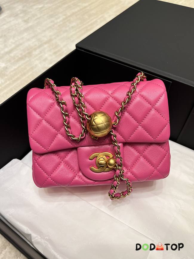 Chanel Flap Bag Lambskin Small Steel Ball Pink Size 18 cm - 1