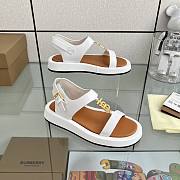 Burberry Women Sandals White - 6