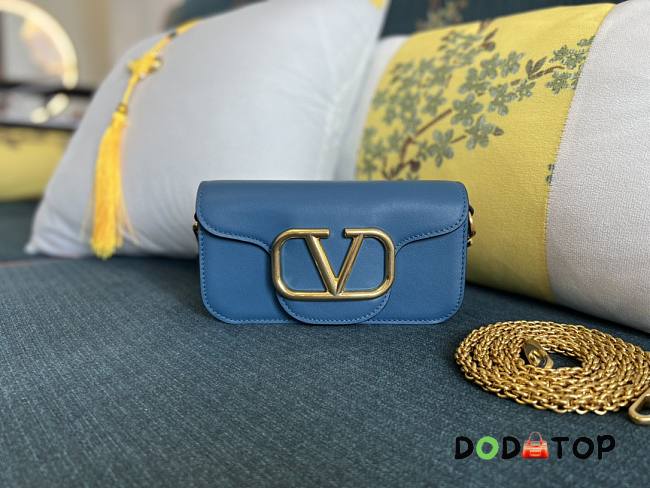 Valentino Blue Chain Bag Size 20 x 11 x 5 cm - 1