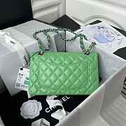  Chanel Flap Bag Green Lambskin Blue Hardware Size 14.5 × 23 × 6 cm - 4