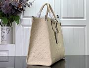 Louis Vuitton LV Medium Onthego Handbag M46531 White Size 35 x 27 x 14 cm - 4