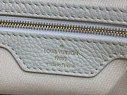 Louis Vuitton LV M42238 Bucket Bag Apricot Size 23 x 15 x 26 cm - 2
