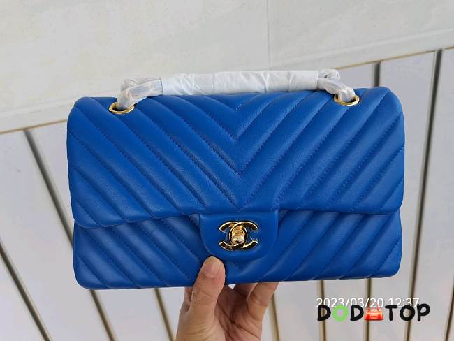 Chanel Flap Bag Lambskin Blue Gold Hardware Size 25 cm - 1