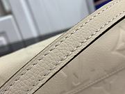 Louis Vuitton LV Wallet On Chain Ivy Handbag Beige Size 23.5 x 12 x 4.3 cm - 6