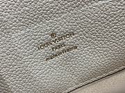 Louis Vuitton LV Wallet On Chain Ivy Handbag Beige Size 23.5 x 12 x 4.3 cm - 2