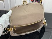 Louis Vuitton LV M46388 Apricot Diane Handbag Size 23 x 16 x 8.5 cm - 2